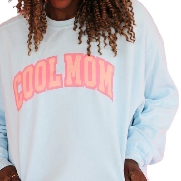 Tops - Cool Mom Baby Blue &‎ Pink Graphic Oversized Sweatshirt